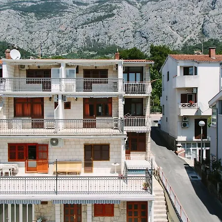 Vendégház Guesthouse Sandra Biograd na Moru