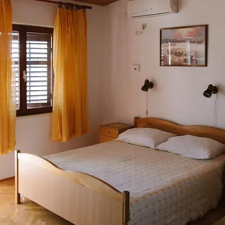 Guesthouse Sandra * Biograd Na Moru