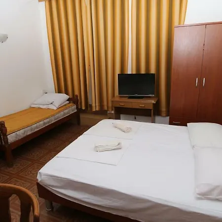 Vendégház Guesthouse Sandra Biograd na Moru