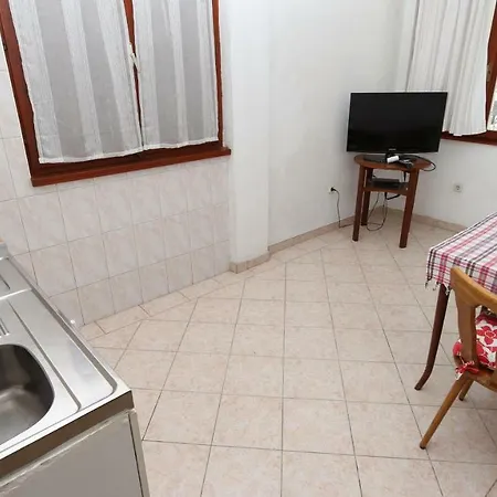 Guesthouse Sandra *