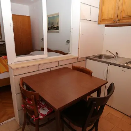 Gæstehus Guesthouse Sandra Biograd Na Moru