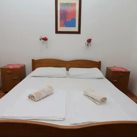 Guesthouse Sandra Vendégház Biograd na Moru